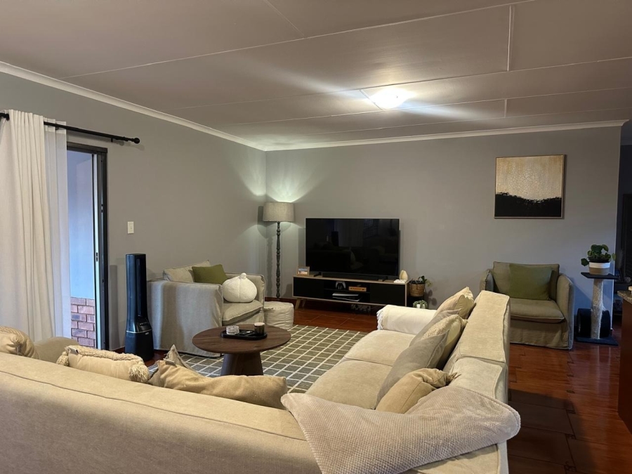 4 Bedroom Property for Sale in Waterkloof A H North West